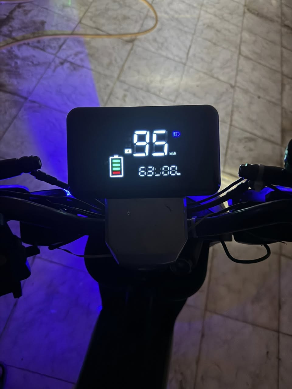 سلام وعليكم
دراجه .R9 حجم ٢٠
حلوه ونظيفه وكامله مكمله أي نقص مابيه 
وسعره ٣٧٥
وبيهه مجال مكانه البياع لاعلام


**إذا كنت صاحب هذا الإعلان وتريد حذفه لأي سبب، رجاءا أرسل رسالة إلى الدعم الفني**