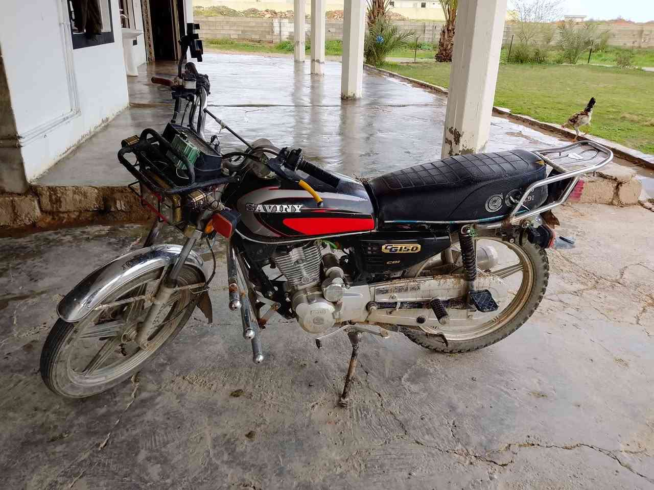 موطور للبيع موديل 2020 محرك شرط لا بخار لا صرف موطور نضيف 0788 672 5694
