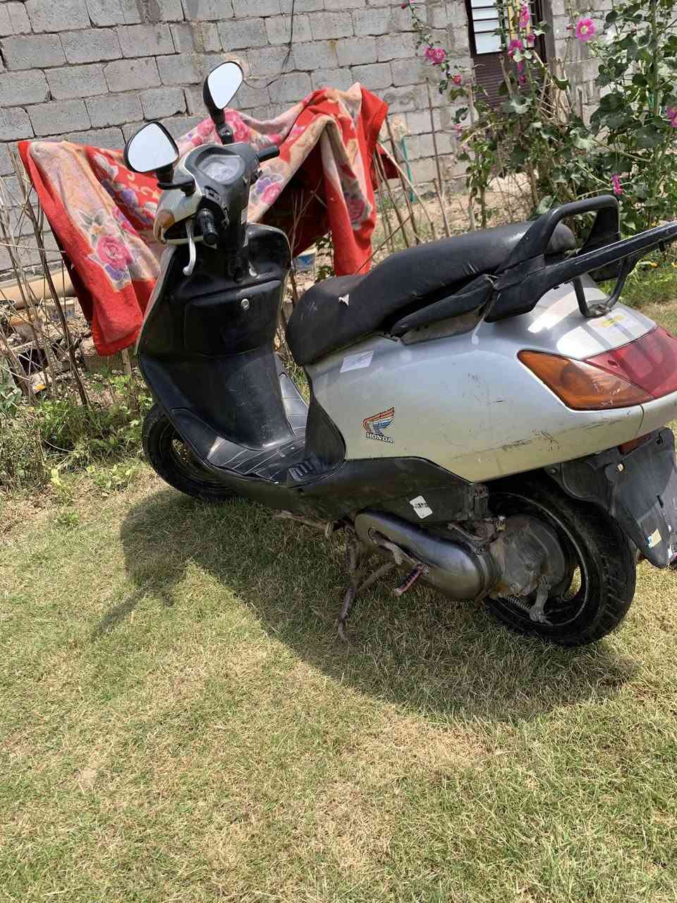 دراجه للبيع مكانها بغداد سعرها200


**إذا كنت صاحب هذا الإعلان وتريد حذفه لأي سبب، رجاءا أرسل رسالة إلى الدعم الفني**