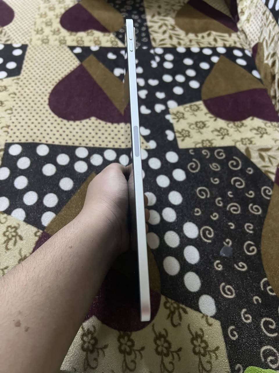 ‏ iPad ‏11 Pro للبيع الجهاز￼ نوع ‏￼AE ‏مكاني بصره القرنه السعر 650 وبي مجال تواصل على هذا الرقم  ***********￼￼￼
