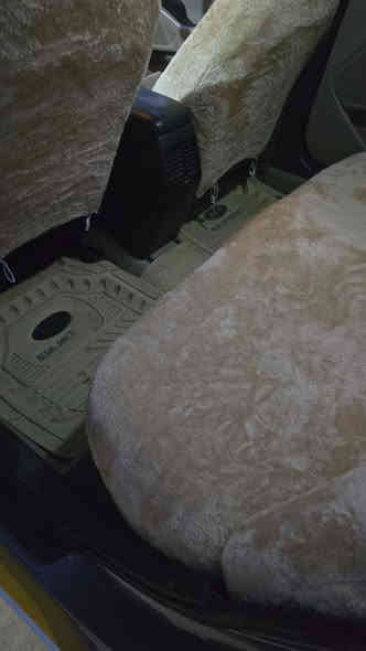 كيا اوبتيما مديل 2012 خليجي فول موصفات كويتي تبريد قطعتين مرايت شفط مكينه 2000 رقم مثني مداوم ثاني يوم مصفره هيه وقرات  مكفول كفاله السعر 125 وبيه مجال ***********
