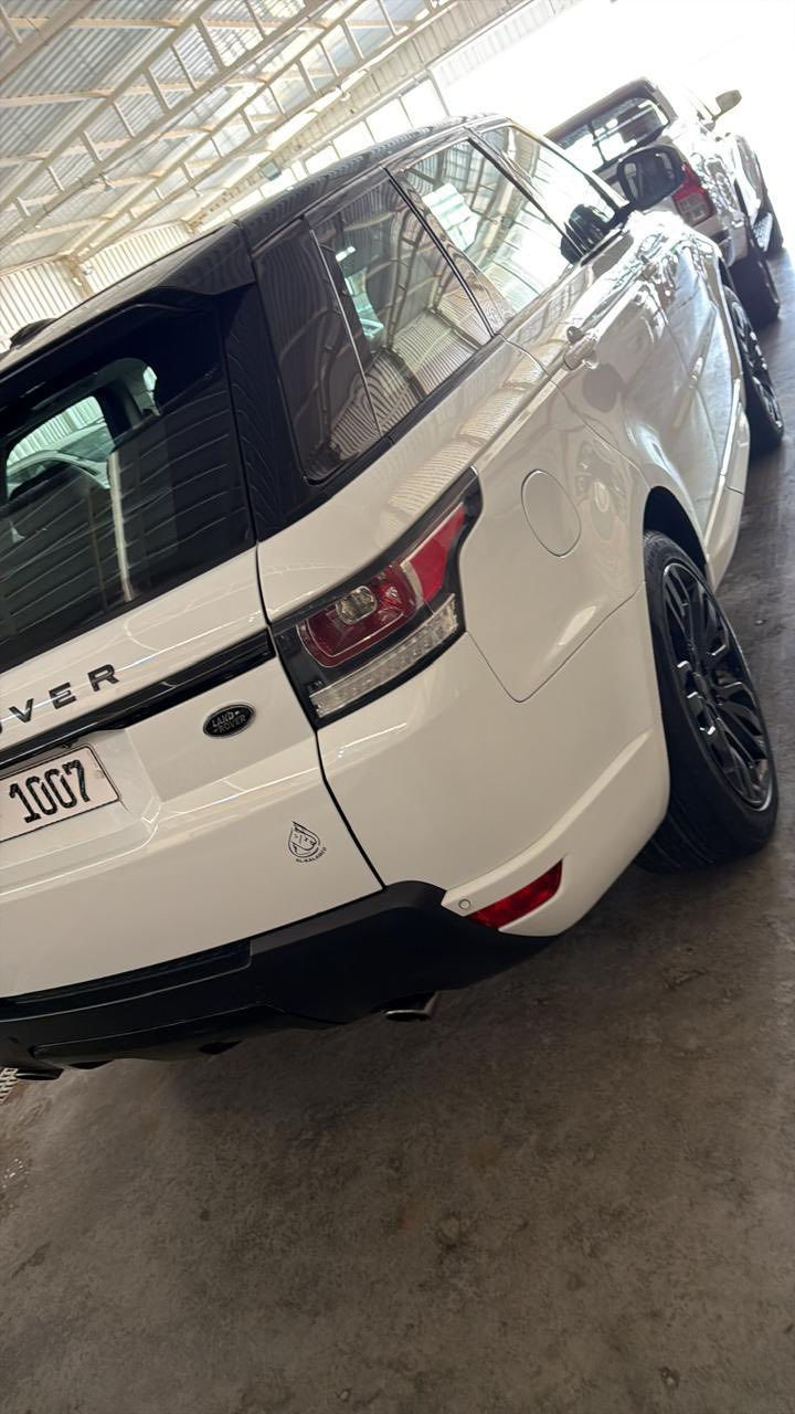 رانج روفر فوك موديل 2014  وكاله سردار
ابيع بدون رقم مراوس ب تاهو او لانكدروز 

السياره مكفولة كفالة عامة من كلشي اي ضرر بلبدي فقط مفتوحه المكينه 

فوول مواصفات sport

محرك  8 سلندر

السياره ماشية 130  
 

السعر  30  الف دولار  

للاستفسار الاتصال ***********
