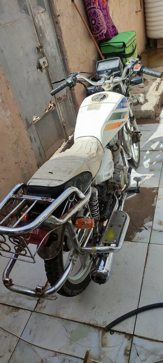 سلام عليكم دراجه بارت مديل 20 اوراق أصولي للبيع سعر 600 مكاني شطره شراي يجي خاص


**إذا كنت صاحب هذا الإعلان وتريد حذفه لأي سبب، رجاءا أرسل رسالة إلى الدعم الفني**