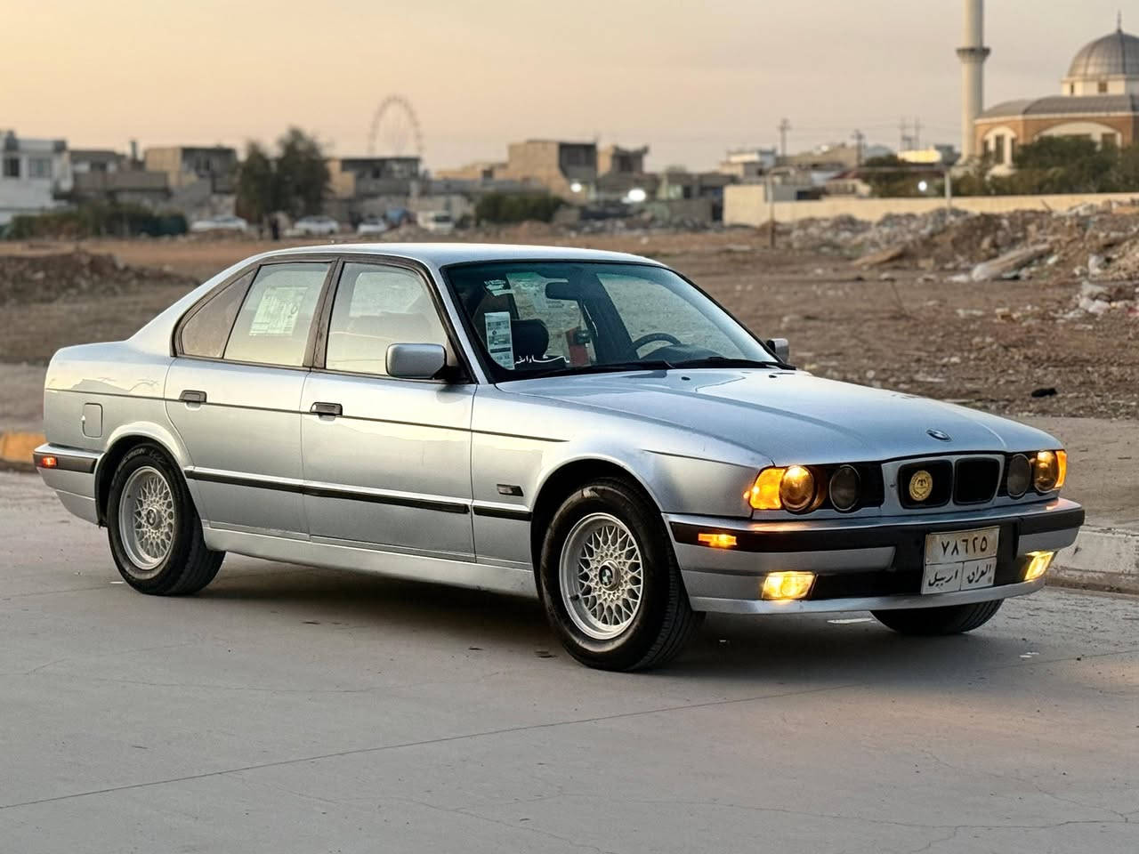 سلام عليكم
525 اصل اوتو 
كير محرك صقر 528 محرك جديد شاد قبل شهر
السياره فول عده السلايت
موديل 1995 اصل 
تبريد ثلج 
رقم اربيل ثاني يوم تحول 
دواخل اسود جلد 
بدون ظربه
تخم تاير جديد 
صدر امامي خلفي جديد
كهربائيات كلهه شغاله سياره جاهزه 
عنوان كركوك 
سعر 68$ بي مجال شي قليل 
***********
اخوان الشراي يتصل بي خير ويدلل 
والموشراي لا يخابر لا يتعبني ولا اتعبه
