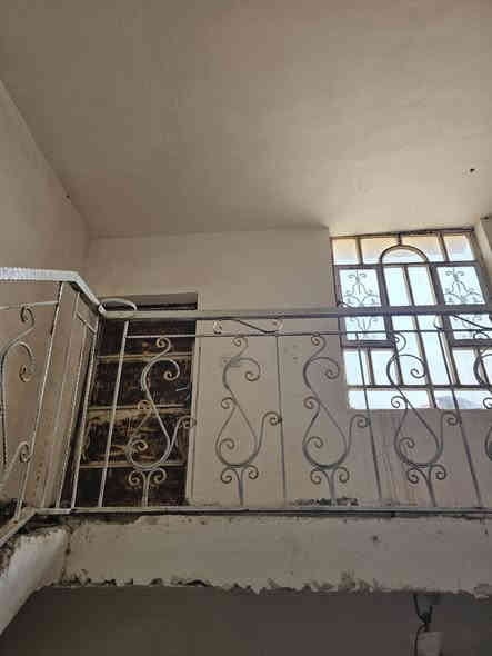 دار للايجار

المساحة ١٢٠م ركن على ساحة شارع ٨٠ خلف أسماك الشجيري يحتوي على غرفة،صالة،كليدور،صحيات داخلية وخارجية ،بيتون كبيرة 

قيمة الايجار ٣٠٠ قفل

للاستفسار:***********
***********

مكتب الزركاني للعقار 
شارع ٨٠ قرب القبة الذهبية
بيع_شراء_تعقيب
