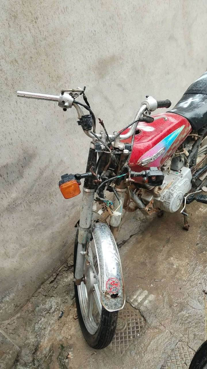 يراني كايم مايعوزو شي بس تعمير مكات موصل السعر 130وبي مجال ***********بي وتساب مكلف بل نشر مامتواجد عل فيس
