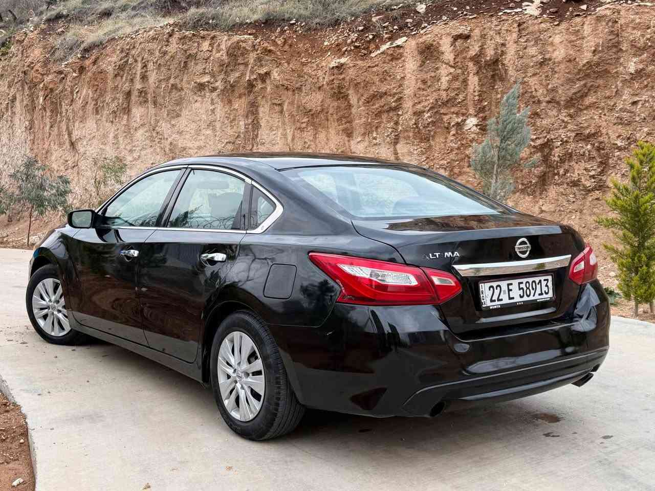 للبيع نيسان التيما 2017 فئه s

سعر بلاااااش ((  104  )) ومجال كلش بسيط
 *********** / 
 *********** / 

صبغ فقط ثلاث قطع خلفيه بجم كبس 
ايرباكات سليمة 

محرك اربعه سلندر 2500 ارغب نوع
كير محرك برغي ممفتوح بيهم

رقم سنويه هزة فحص جديد باسمي تحويل وكاله نفس اليوم

مواصفات
بصمة تشغيل .. بصمة ابواب .. كشنات كهرباء .. شاشة .. كاميرا .. مري كهرباء .. فول تحكمات سترين .. ردار .. كروز سرعه .. لايتات زنون عالي ناصي .. كشافات اماميه .. تبريد ثلج .. نظام تركشن .. كروز سرعه .. فول تحكمات سترين .. 

موقع السياره دهوك 

صدر امامي خلفي كامل مبدل جديد
طخم تايرات مبدل جديد
دهن كير ومحرك وفلاتر كامل مبدل جديد
سياره جاهزة ترايك وين متحب 
السياره كلها شرط الفحص وين ميعجبك دهوك, العراق
