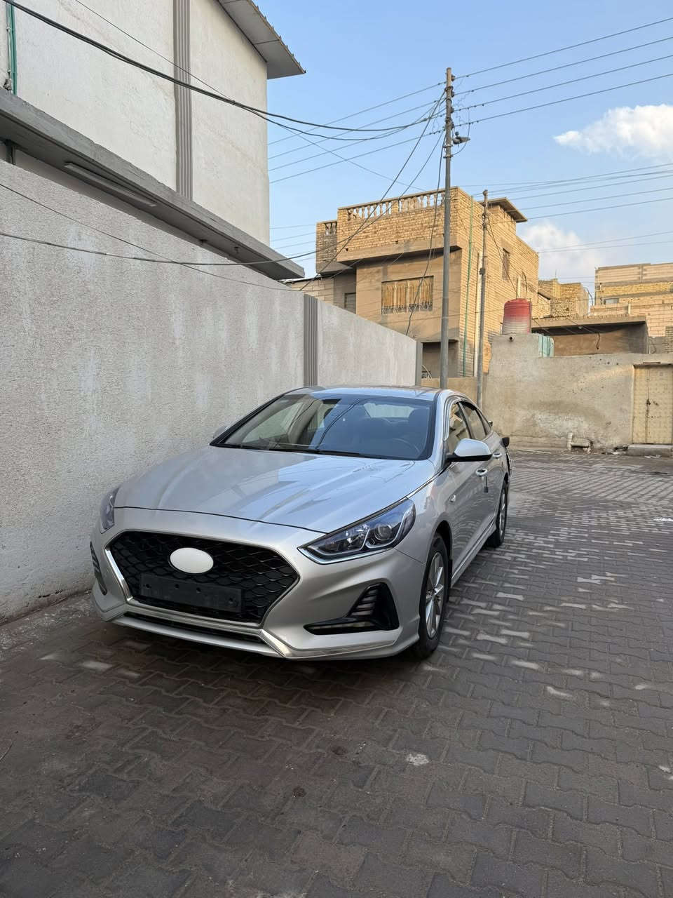 السلام عليكم
سوناتا وارد كوري 2022 غاز بلادي خط واحد رقم بصرة بأسمي السيارة على حادثها مثل ما واضح السيارة قبل كفالة عامة وحاليا ماعدى الحادث الباقي كله مكفول حتى مكفولة من الصبغ مواصفاتها واضحة بالفديو ونظافتها انظف من الصور ابيعك شرط التحويل ماشي 73,000 مكاني بصرة 
واتساب ***********
رصيد ***********
