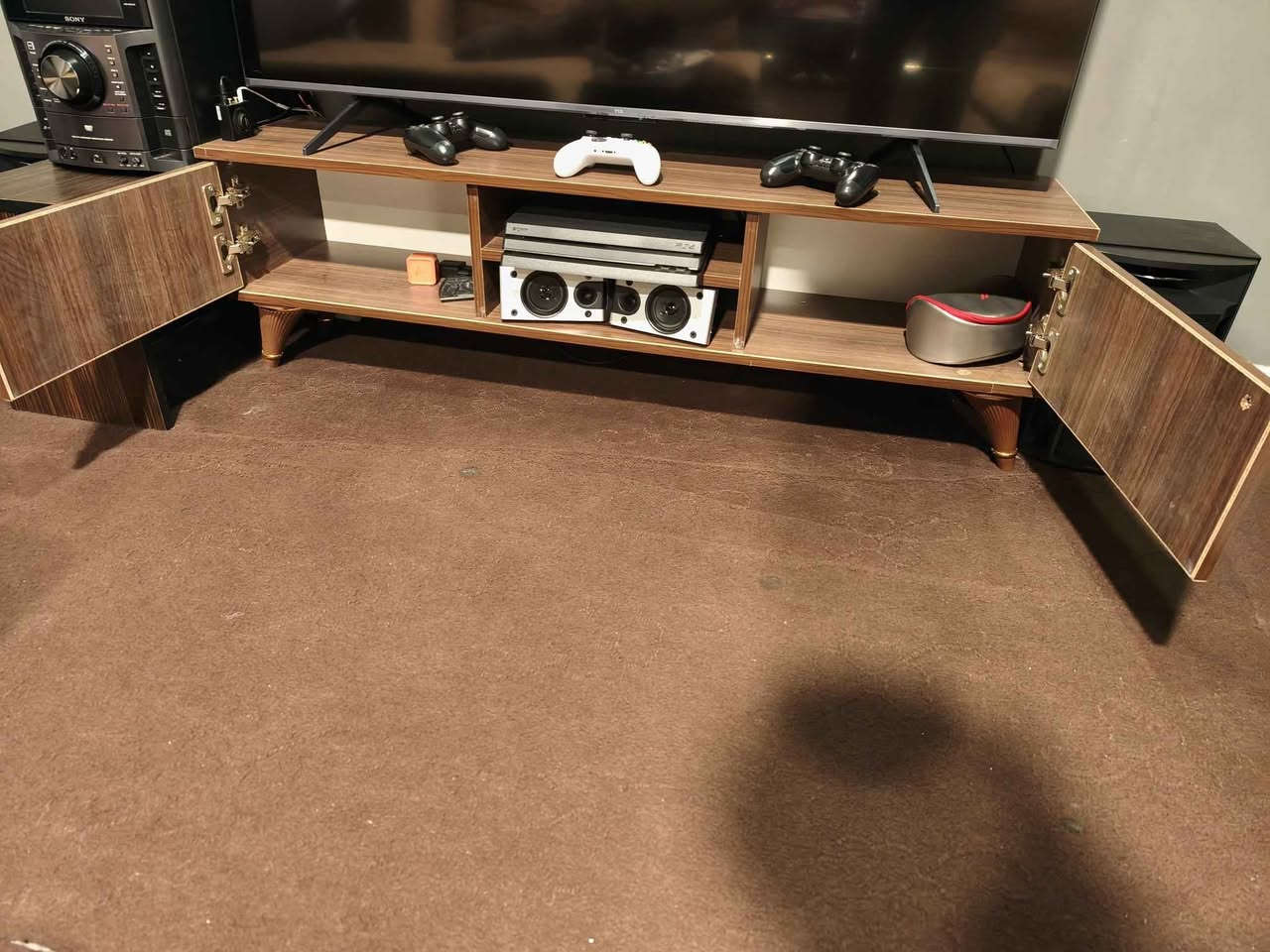 للبيع ميز شاشة فقط 
بسعر 25الف 
المكان  اربيل دريم سيتي أربيل, العراق


**إذا كنت صاحب هذا الإعلان وتريد حذفه لأي سبب، رجاءا أرسل رسالة إلى الدعم الفني**