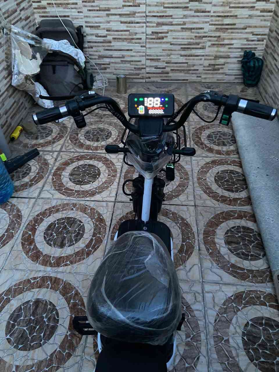 ماطور شحن حجم 14 اخو الجديد موديل 25 السرعه 50 تثبيت السرعه 4كير مكان أربيل سعر 160الف ومجال
***********
