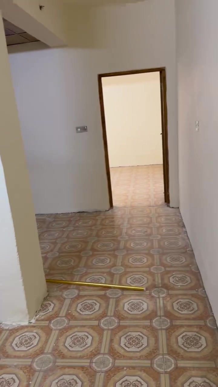 السلام عليكم
متوفر شقة للإيجار بسعر مناسب. ***********
