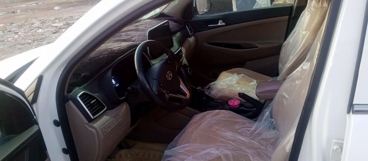 توسان للبيع موديل 2020 مكفوله من الفتح والصبغ محرك كير كفاله مكان السياره بغداد البسمايه الاستفسار اتصال ***********🤲🤲***********
