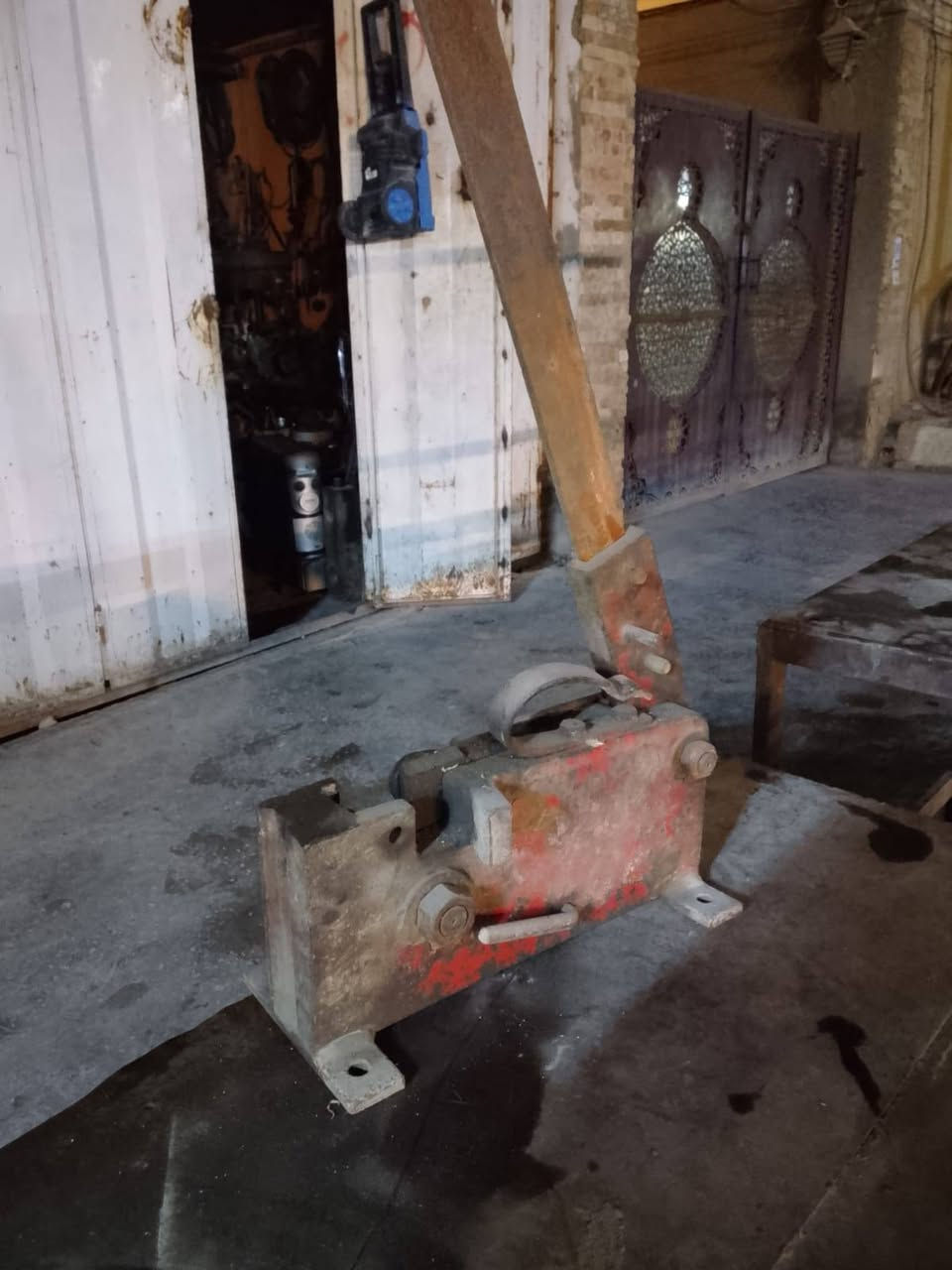 السلام عليكم ورحمة الله اغراض للبيع اسعار جدا رخيصه ***********او ***********
