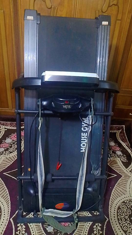 جهاز جري كهربائي
ماطور قوي صوته ناصي بيها شاشه ديجيتال تحسب لك ( الوقت ،السرعه،المسافه،
السعرات المحروقه 
السعر 250 وبي مجال للطيبين


**إذا كنت صاحب هذا الإعلان وتريد حذفه لأي سبب، رجاءا أرسل رسالة إلى الدعم الفني**