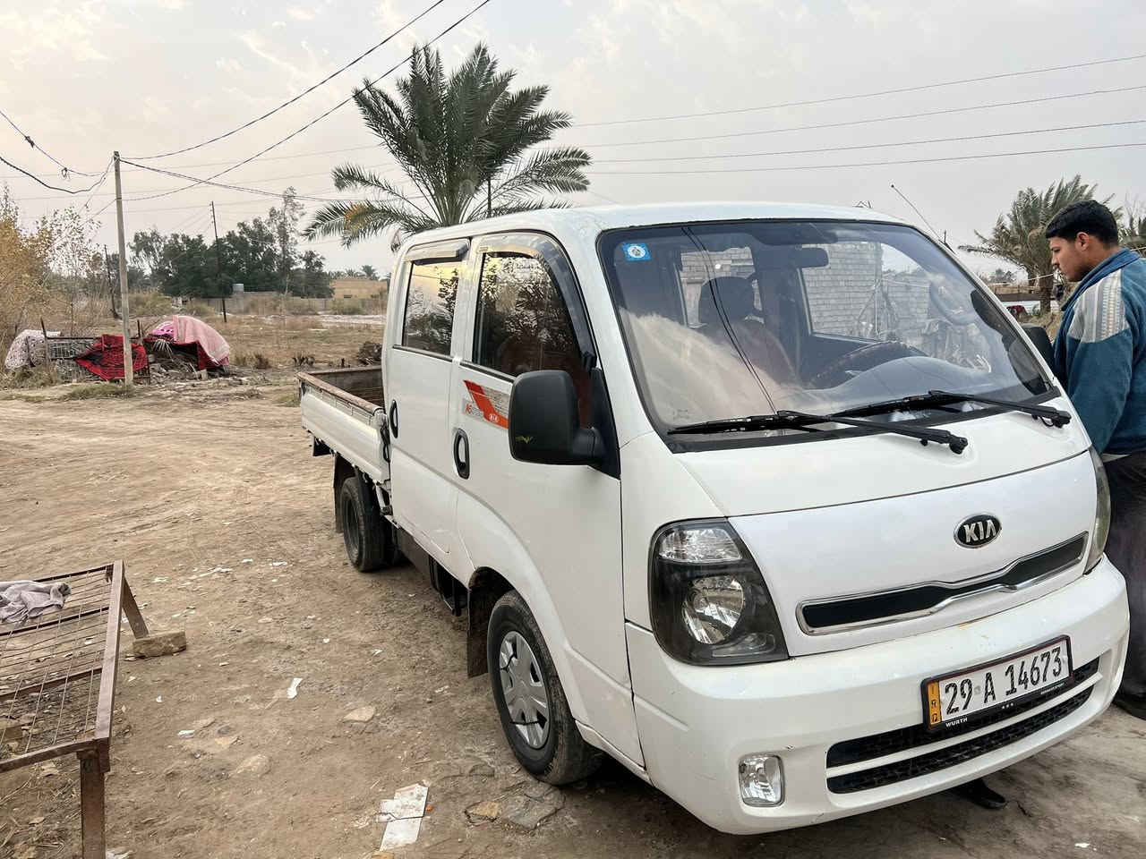 سلام عليكم ورحمة الله وبركاته. موديل 2012حادث بل بجم وبيه رشات صبغ قليل السياره جاهزه من كلشي كير محرك حداديه دواخل جاهزه من كلشي لاتنقيص ولاتبخير السعر105 وبيه مجال عنوان بابل الشوملي *********** غير متواجد على فيس
