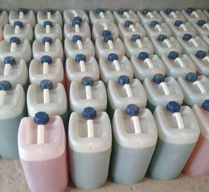 زاهي ٢٠لتر شرط رغوه وثخن وعطر يجننن👇😲😲😲🙆
#والماخذه منه تحجي التجربه امانه
#توصيل_بغداد_5_محافضات6
#يغنيج عن هواي منظفات


**إذا كنت صاحب هذا الإعلان وتريد حذفه لأي سبب، رجاءا أرسل رسالة إلى الدعم الفني**