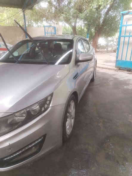 اوبتما خليجي 2013 مكينه الفين دوش سياره جديده صدر امامي خلفي دبلات اماميه خلفيه كله جديده سياره مابيه قطرة صبغ فقط باب السايق مبدله وبارد بالباب عكس سايق مثل ما موضح بالصوره وبيه تكحيلات صغيره معروضه ب124 وبيه مجال قليل باقي تفاصيل ع رقم ***********
