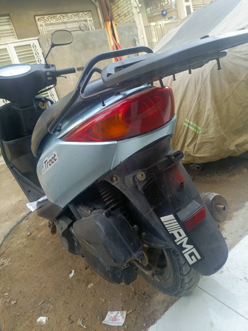 السلام عليكم 
ياماها اكزز
ياباني نوزل
محرك 125
الدراجة مكفولة 
مكاني بغداد الكاظمية الطي  
       *********** بغداد, العراق
