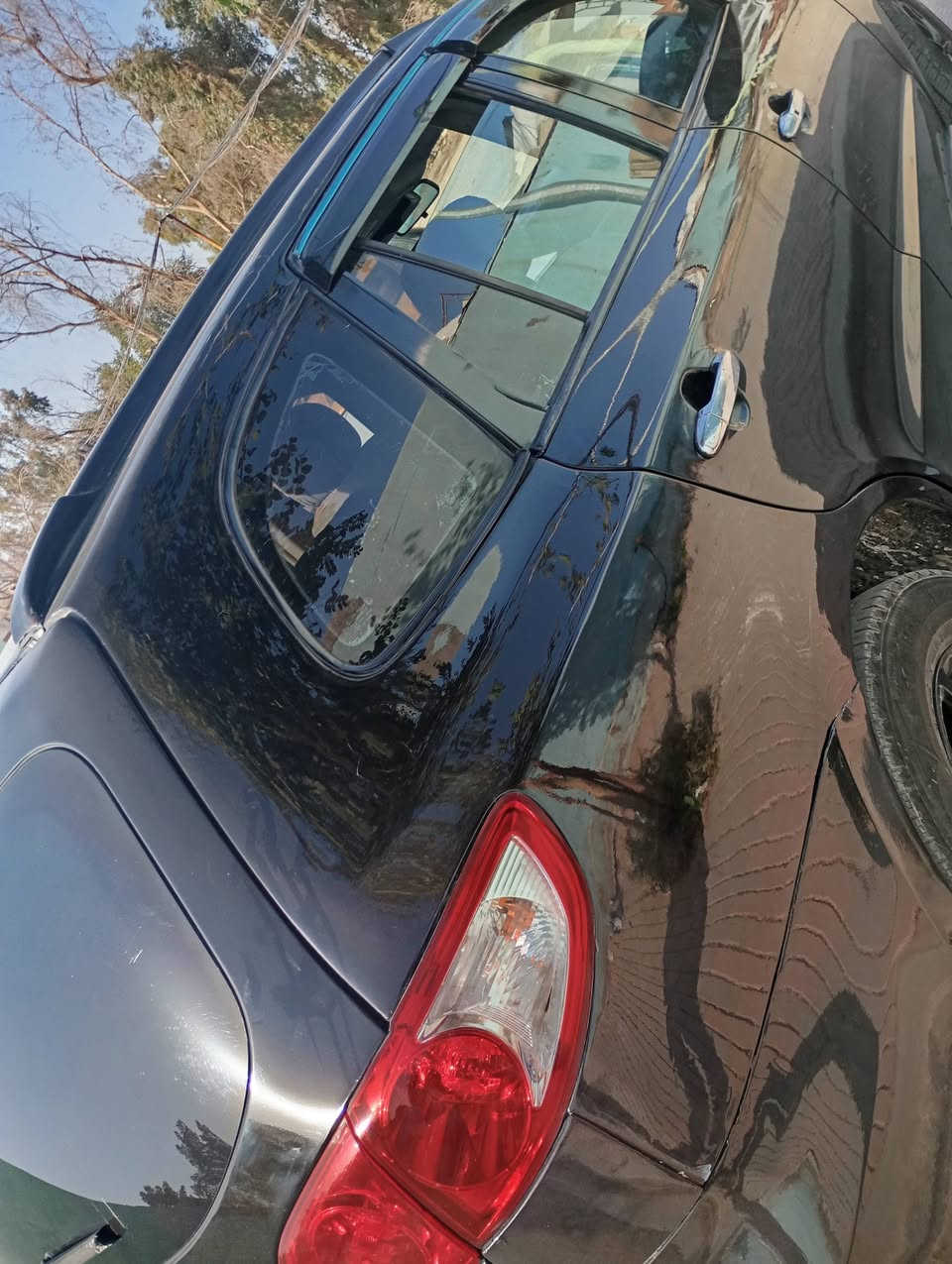 سنتافي 2008
مصبوغه حزام جماليه 
مكينه 6سلندر 
سنويه جديده رقم بس استلام 
السعر 88 وبيه مجال 
مكاني كربلاء 
***********
