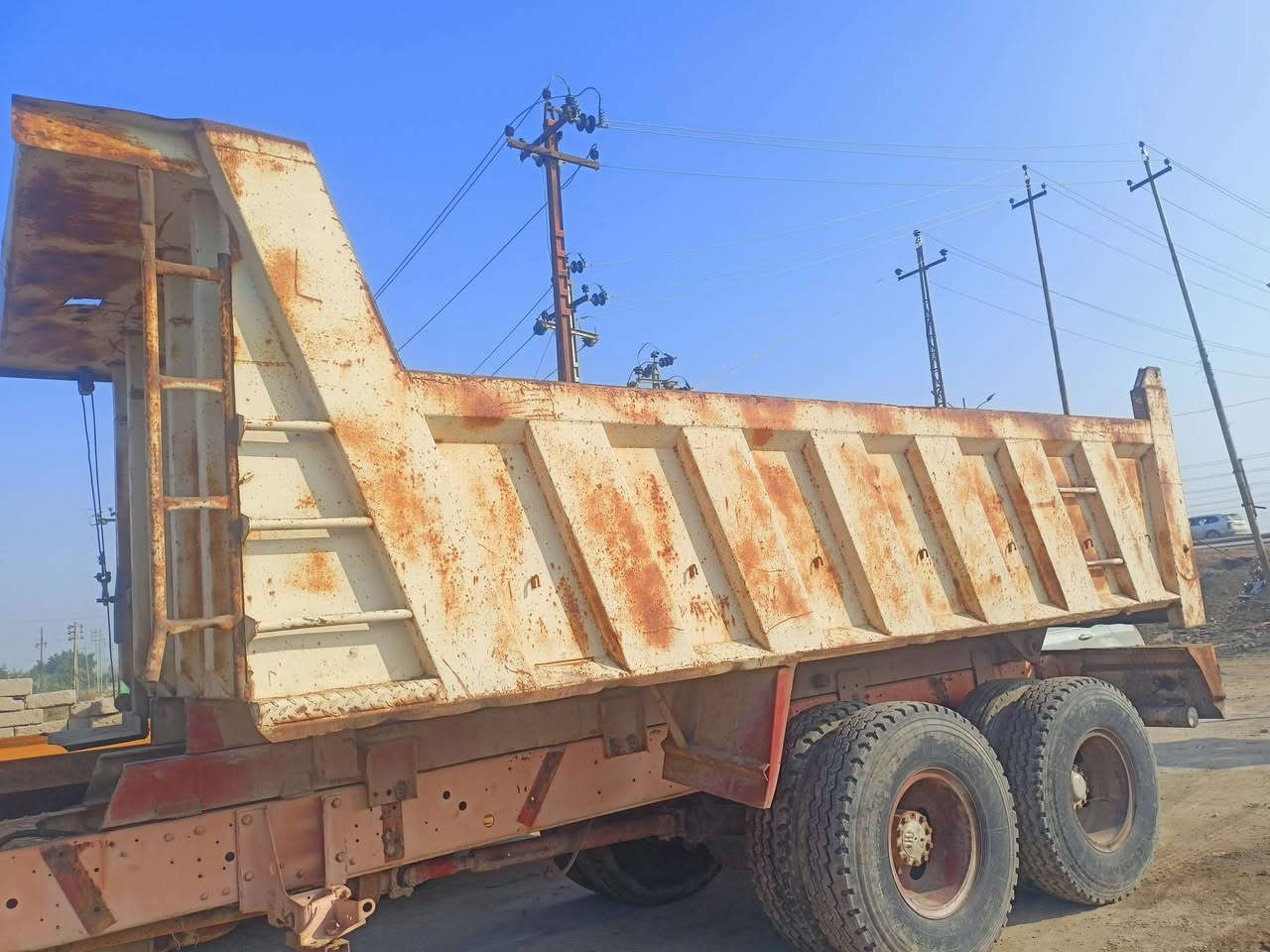 للبيع بدي جاهز وجديد ***********
