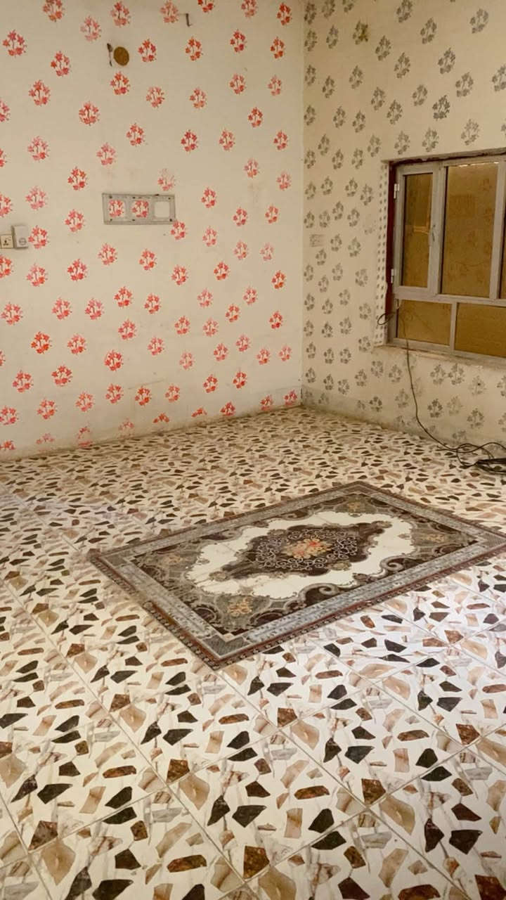 بيت للايجار مساحة 100  في ابو خستاوي شارع الغسل للاستفسار الاتصال على الرقم ‭***********‬
