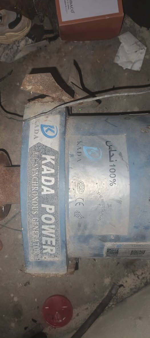 السلام عليكم 
متوفر لدي مولد كهرب 32.6 امبير نحاس 100٪ ومعاه بتر 10 احصن گايم  (البتر فقط) 
المكان: موصل
للتواصل على الرقم: ***********
