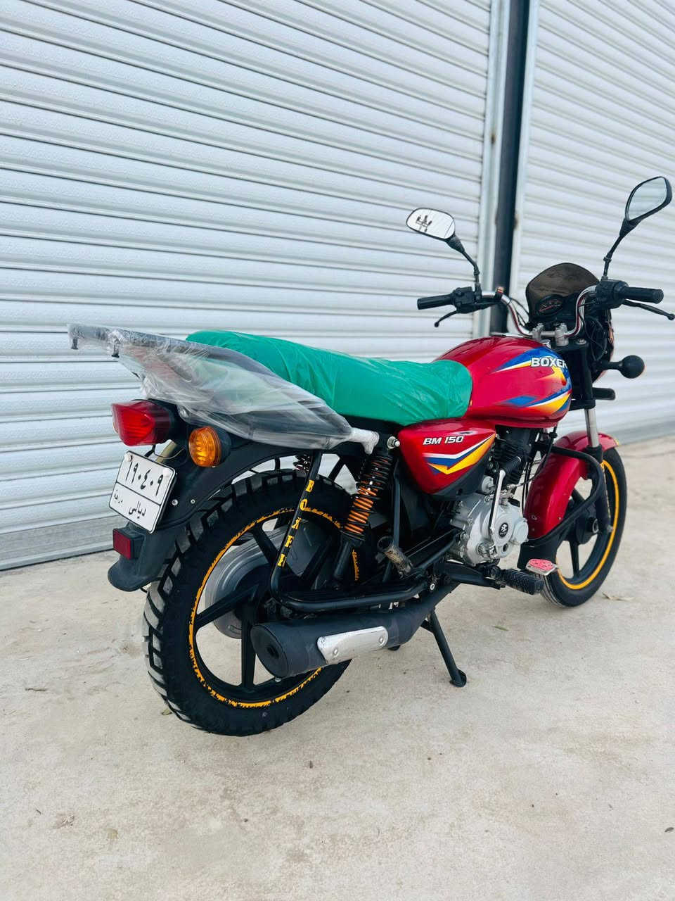 سلام عليكم
دراجه بوكسر 2021
مرقم ديالئ  
كفاله عامه شراي اتصل ودلل 
مكاني بعقوبه التحرير 
***********
