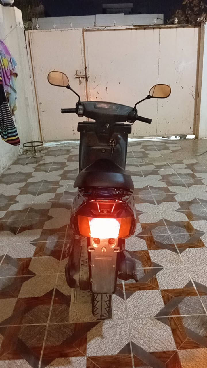 ماتور ياماها  رمپه مكان كركوك 
كاره باي كوله شخل 
ماشي7000
مابي ئيي ناقس
مه كينه ئاكسل كبريتار  اگزوز  بيلدي 
حيل ناديف 
موحتاج فلوس 
سعر625بيمجال قليل
***********بي واتساب
