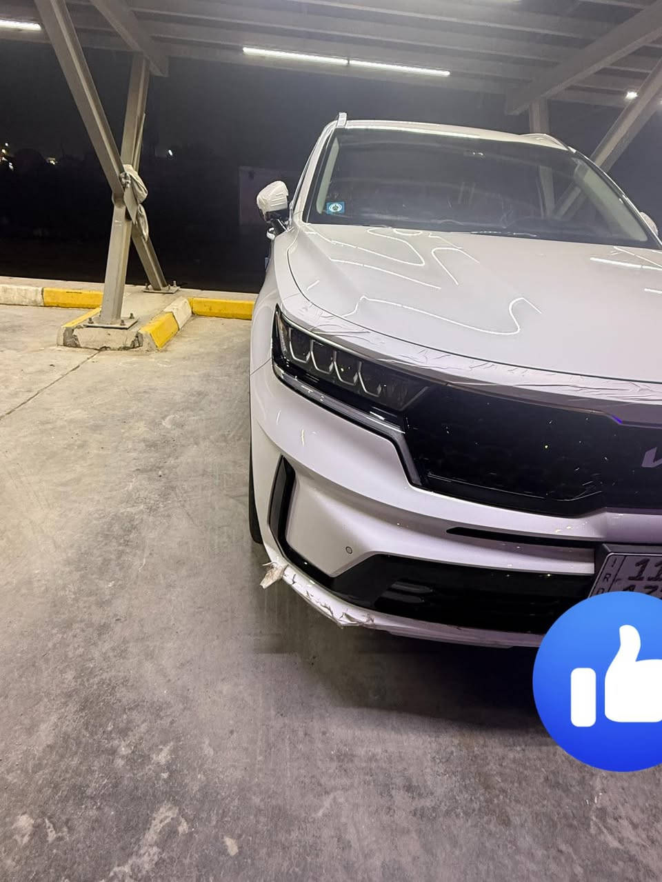 السلام عليكم سورنتو للبيع خليجي موديل ٢٠٢٣ سياره مكفوله كفاله عامه  من كلشي سياره جديده معنى كلام. مكفوله من كلشي سياره فول موصفات عدا بنروما  باقي موصفات معروفه شركه دوليه العراقيه  سياره مدوشمه.  سعرها ٣٠٥وصارف عليها الله شاهد بانزين محسن دهن درجه أولى سياره جديده. حيل ماتصور تجي شوفها بعد احلى من صور ماشيا ٢٧. حقيقي  رقم هاتف ***********
