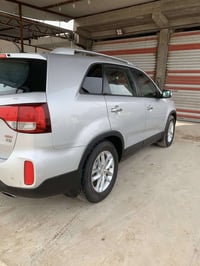 سورنتو ٢٠١٥ • ٦ سلندر • رقم بابل