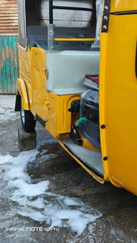 تكتك مضلع للبيع ٢٢شهر ١١بغداد٠٧٨٩١٣٤٨٥٢٣