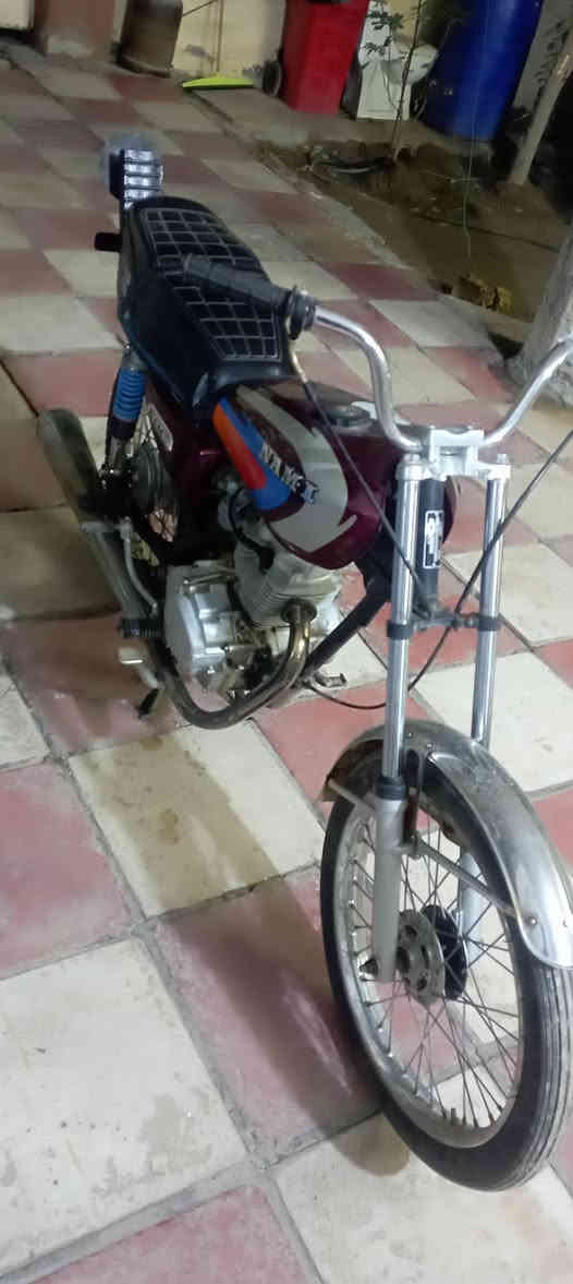 سلام عليكم دراج لبيع موديل 23 اوراق السعر 400 وبيه مجال بصيط المكان قرب يصطرت الآثار وهاذ رقمي ***********
