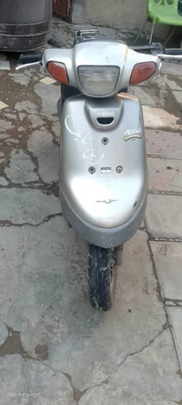 دراجه بطه ياماها و مجفته مرا   وصالها عندي 5 اشهر ودراجة تخبل الرقم 07...