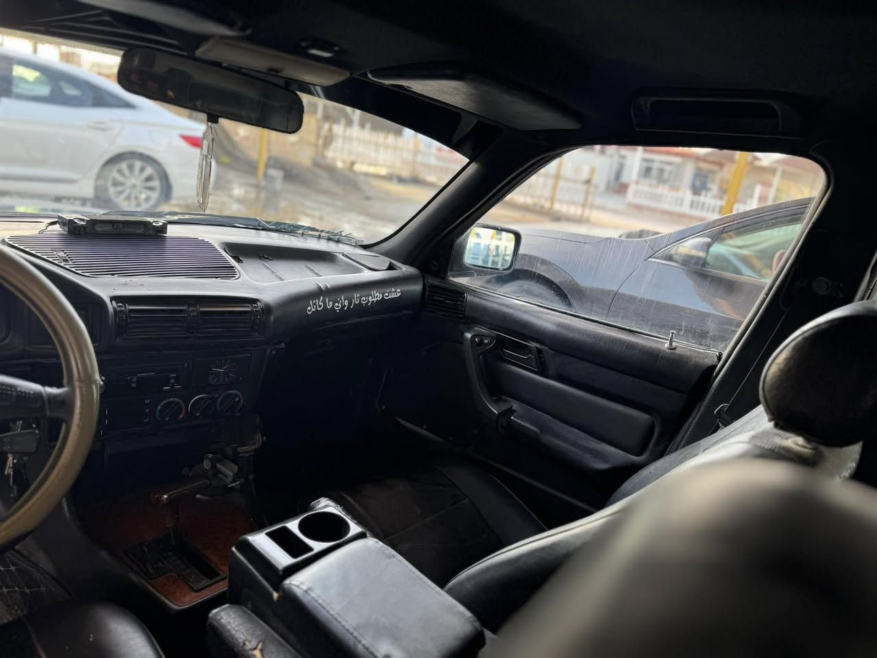 السلام عليكم شباب BMW525للبيع لون اسود رقم. امبار تريد تحويل تريد وكاله محرك كير مشروطات سستم صوت حداديه 60بلميه كهربائيات كلها شغاله بس الدشبول گيجاتا يلعبن لعب ما اعرف شنو المشكله فيت بم ضعيف داخل جلد نضافه 60 بلميه تايرات نضاف لايت زنون دمام بيها سماعات داخليه يمكن 16سماعه بين زغيره وجبيره مكانها النجف عسكري شارع السبيس سعرها35 وبيها للمعلومه السياره مو باسمي تريد وكاله تريد تحويل حاضرين ***********. ***********
