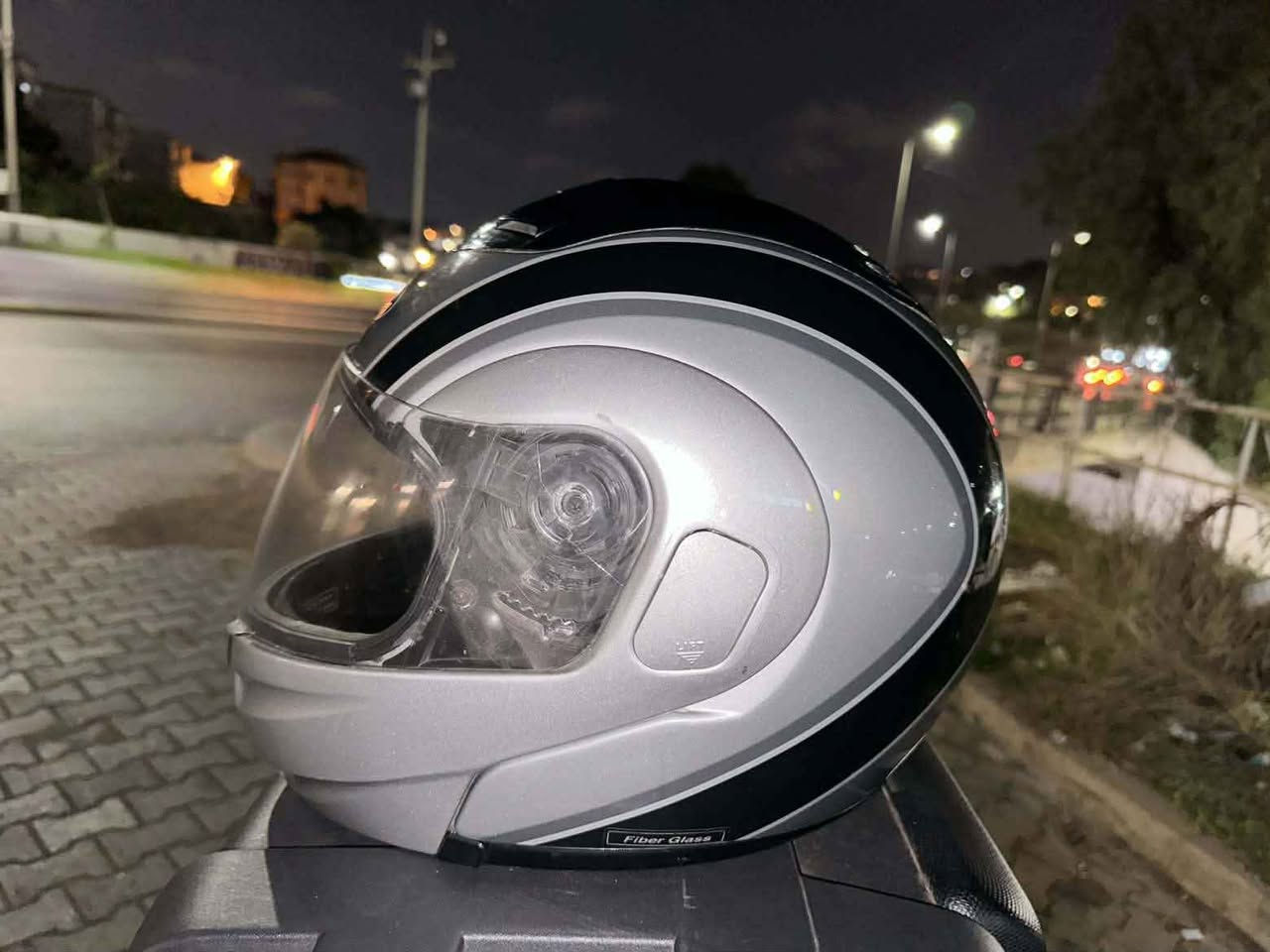 Casque moto HJC
Taille L الجزائر, سيدي امحمد


**إذا كنت صاحب هذا الإعلان وتريد حذفه لأي سبب، رجاءا أرسل رسالة إلى الدعم الفني**