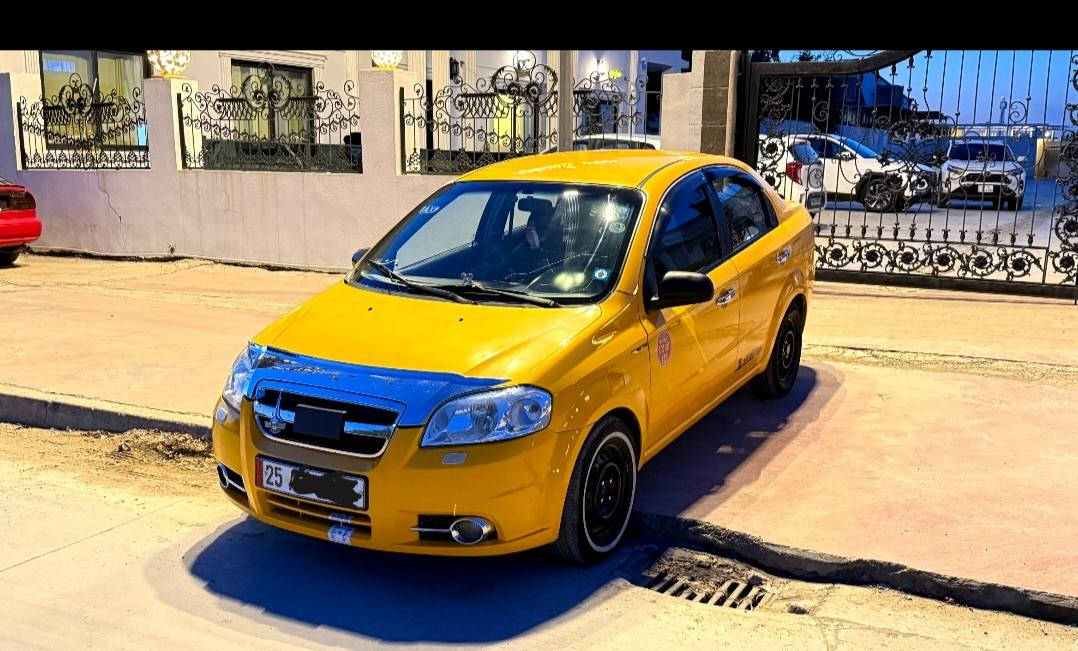 سيارا تكسي افيو خليجي موديل 2010
شاشه و كامير داخل لونين
سنوي جديد مشروع وطني لحد 2029 بطاقه بنزين موجود
كير محرك تبريد تدفئه بشرط ضرر جاملغ مبدل بدون دواخل بدون ضرب سيارا بدون نقص
سعرها ٦٥ و بيها مجال
*********** كركوك, العراق
