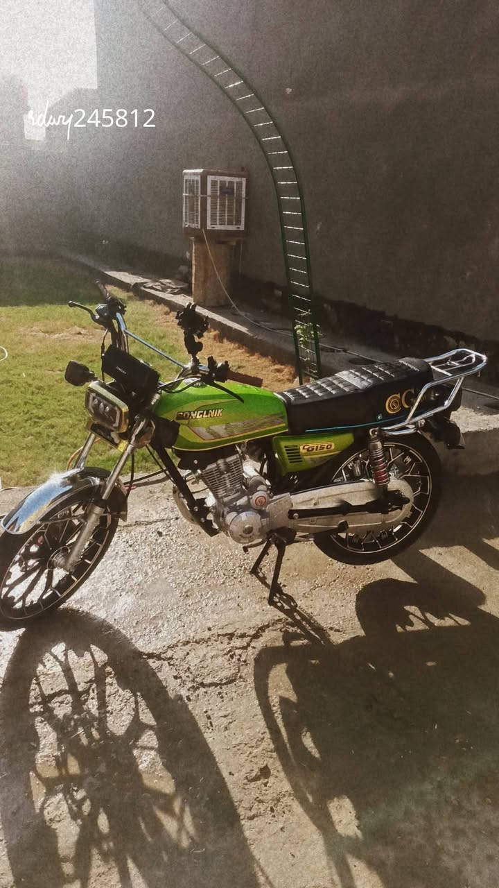 سلام عليكم متاح دراجه سيفان موديل 2025مكان بابل حمزه الغربي دراجه نضيفه مكينه نضيفه كفاله ارواق سكنر متواجد خاص و رقم مبايل:: ***********
