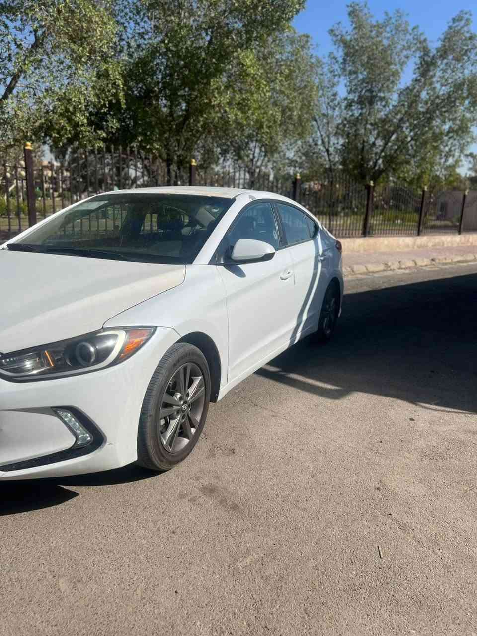 سلام وعليكم النتره للبيع صار بيها صبغ هنا جاملغ  وهاذ الباب موجود منشور بي صبغ  مديل 2017 سعرها 120 للستفسار ***********
