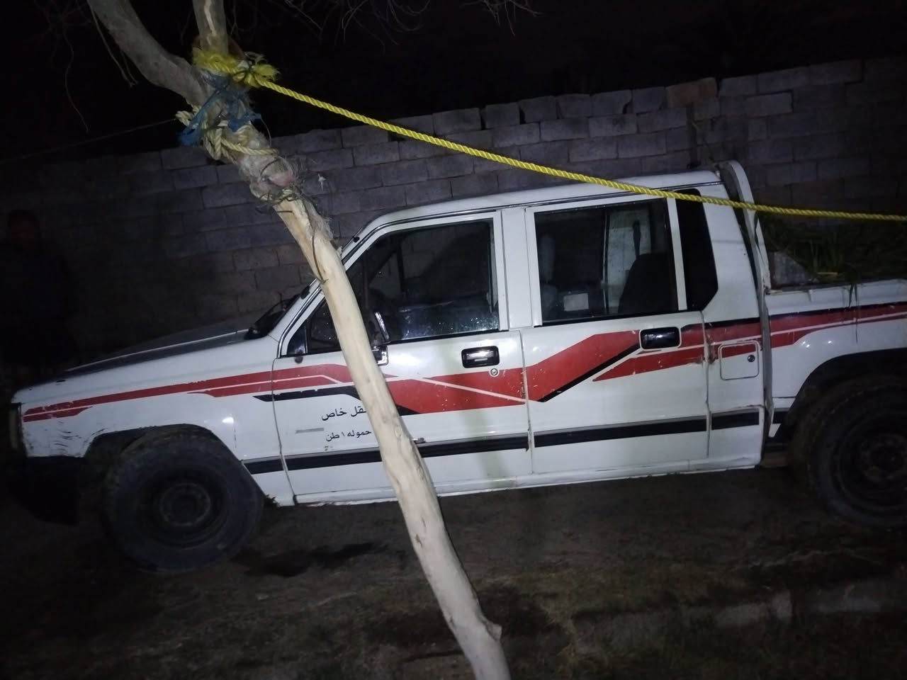 سلام عليكم ورحمة الله عندي هاي سيارة البيع ٣٠ بدون تحويل بها مجال سياره قطرة صبغ مابيه بلديه ***********
