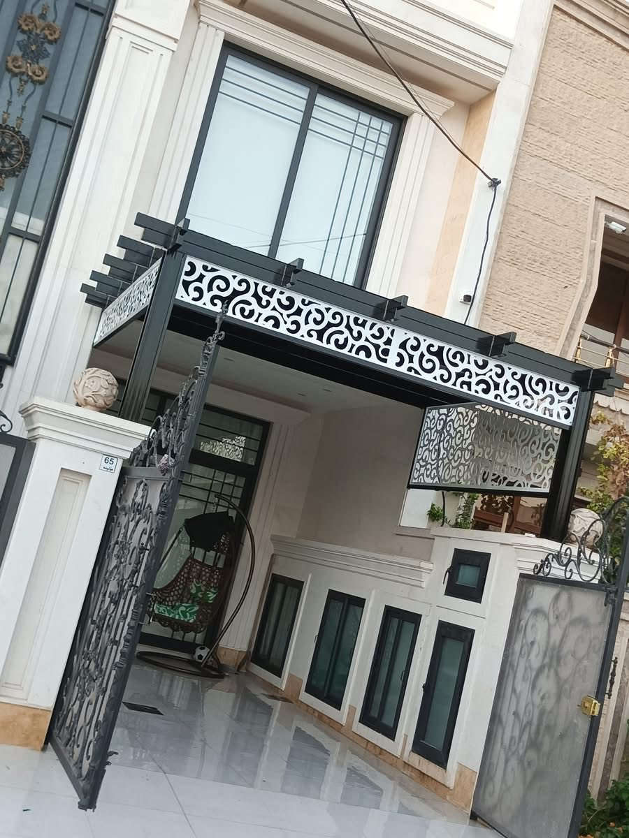 لكافة انواع القمريات  و الكتايب 
و ابواب ومحجلات
وقرميط و ديكورات و مخزنات و كرفانات 
وكافه شغل حدادة 
في كافة مجمعات اربيل 
للمزيد من معلومات اتوصلو ع ارقام التالي 
*********** واتساب
