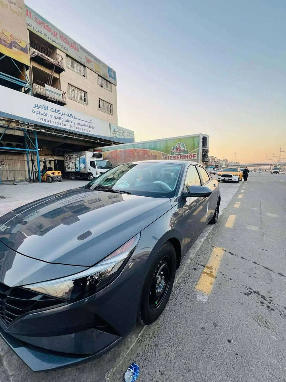 يالله..
السلام وعليكم ورحمة الله وبركاته متوفر
سيارة لانترة وارد امريكي رقم انكليزي بغداد
بسمي مواصفات السيارة نص فول حادث 
تكمه اليمنه وباب ورة الصدر
الون اسمنتي مكينه دوش ٢٠٠٠
بصمه تشغيل عن بعد 
ماشيه 1000 تالاف
موديل 2023
ايرباك سليم دخول السيارة 3اشهر بل عراق
تحويل ثاني يوم
مكان السيارة بغداد حي اور
السعر،...../158بيه مجال
***********
