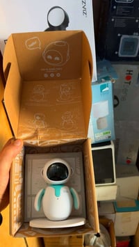 روبوت ذكي • شبه جديد • شغال