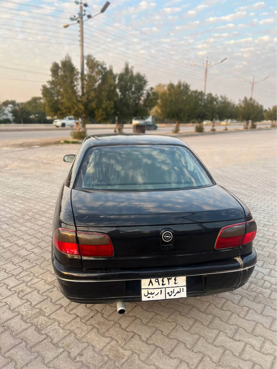 سلام عليكم 
أوبل اميكا موديل 1995
السيارة بحالية جيدة 
تبريت شغال مالي عيب 
تخم عدسات عالي ناصي LED عليهة
بصمة تشغيل عن بعد 
مكينة ياباني v6
دواخل لوك 
شاشة ايباد 
سيارة رقم أربيل 
تريد تحويل تريد وكال موجود
مكان السيارة ديالي (خانقين)
وهاذة رقمي***********
و السعر 41 خناقين, ديالى
