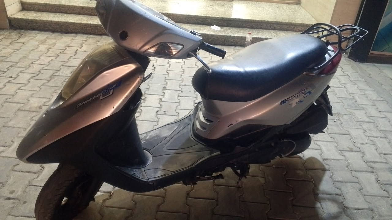 بريز للبيع السعر ٥٥٠ خير من الله اوراقهه كامله وكمرك كامل ومنفيز كامل الاصلي  بغداد
حي الجامعه شارع المركز 
***********
