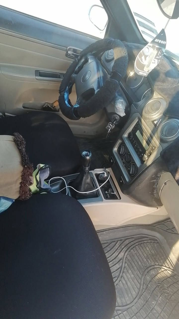 سلام عليكم سي كي البيع 2013قصه قديمه محرك وكير شرط كاربون بيها تدفيه شغله تبريد طق البروي مصبوغ حزام السعر 45بيه مجال *********** الي مايشتري لاتخبر
