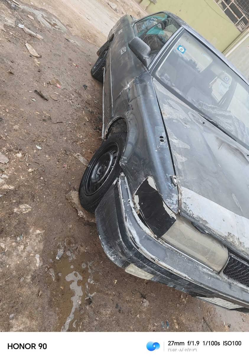 السلام عليكم
شيزر عضم 
مكفوله من الكص والضربه القويه محرك ونجي
رقم ذيقار تحويل ثاني يوم  السياره نصبته حلووو
العنوان نجف  شارع المطار
السعر26وبي مجال 
***********
***********
