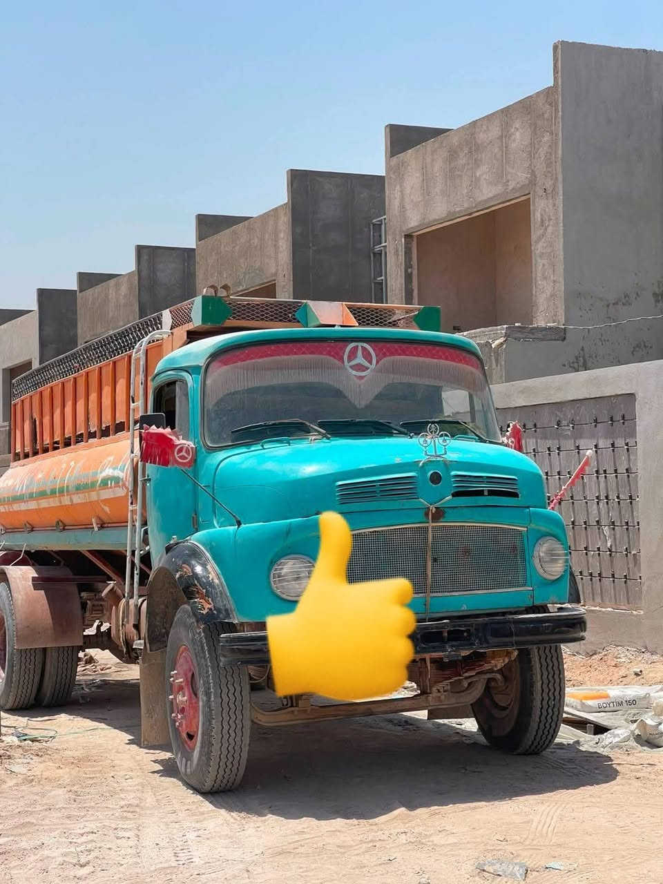 ابوردين للبيع موديل 68رقم مثنى اصفر 6طن محرك 81جديد كير وأكسن  كفاله شاصي مدبول.      ***********
