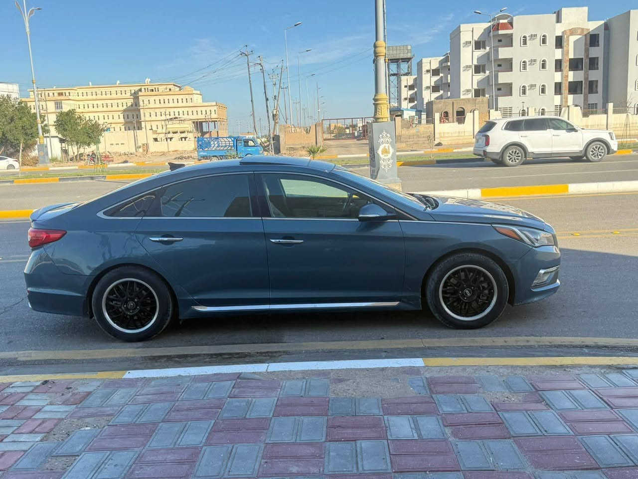 السلام عليكم سياره نوع سوناته مديل 2015وارد امريكي حادثة جاملغ وبنيد بدون دواخل السياره فول مواصفات بني رامه حساسات مري شفط كشنات جلد اشاير بل مري شفتات ستيرن السياره بي اي بي السياره كفاله كير مكينه حداديه تخم تاير تبريد تئدفى تحويل مباشر بسمي العنوان كربلاء السعر 108بيها مجال رقم الهاتف ***********
