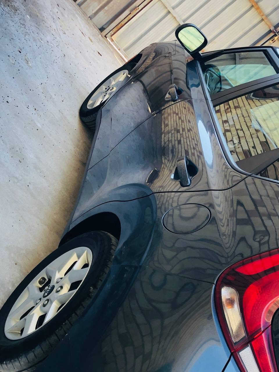 السلام عليكم 
كيا صول موديل 21 اربيل حادث فقط جاملغ 
سعر 120بغداد الشعب التجار 
***********
