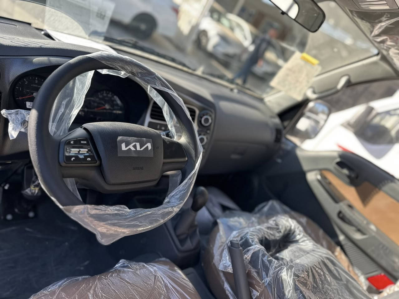 السلام عليكم
كيا 2700 
موديل 2026

كيا دبل 
موديل 2025 /2026

كيا 3000 مسكر 
موديل 2023 

معرض الامير لتجاره السيارات 
 
العنوان : بغداد اليوسفيه قرب سيطره 75 مداخل بغداد

الاتصال :***********

***********
